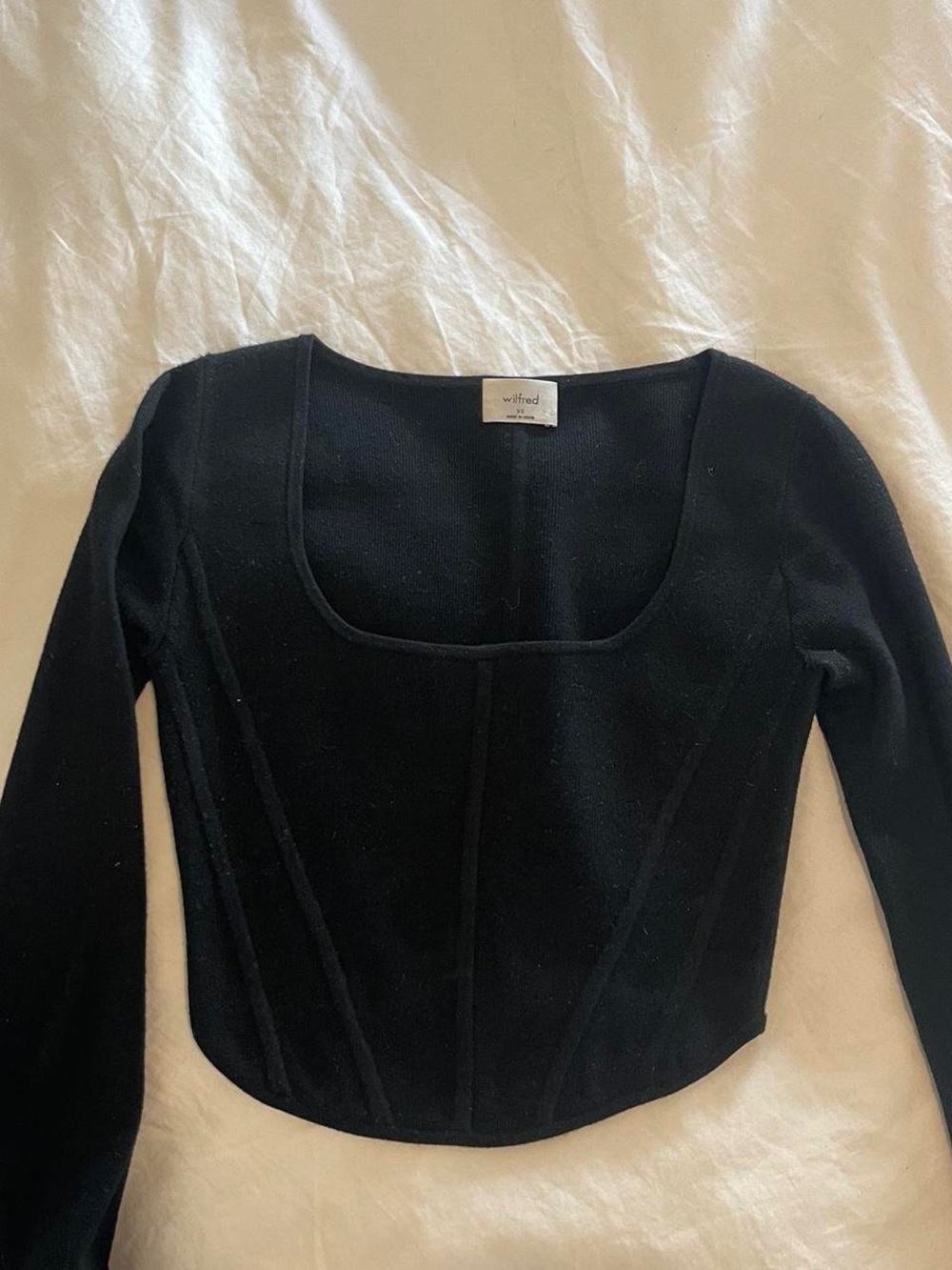 Aritzia Wilfred Black Square-Neck Fitted Long-Sleeve Top